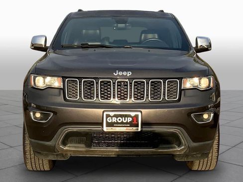 Used 2017 Jeep Grand Cherokee Limited AWD/4WD image 4