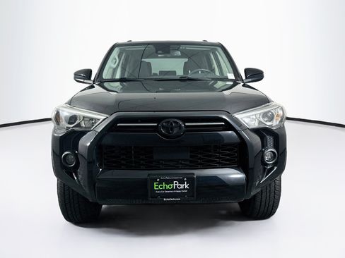 Used 2022 Toyota 4Runner Trail Special Edition AWD/4WD image 2