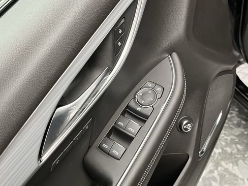 Used 2026 Buick Envision Avenir AWD/4WD image 9
