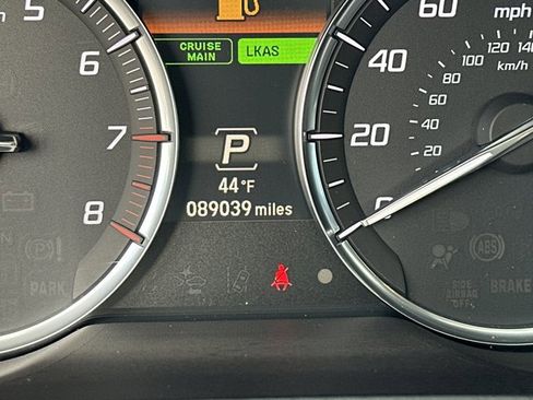 Used 2017 Acura TLX w/ Technology Package image 31