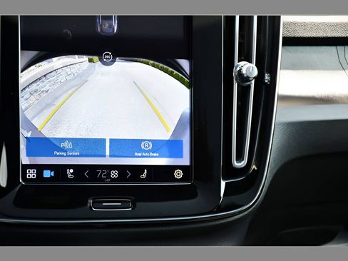 Certified 2023 Volvo C40 P8 Recharge Plus w/ Climate Package AWD/4WD image 23