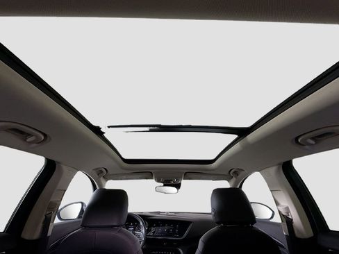 Used 2023 Buick Envision Essence w/ Sport Touring Package image 21