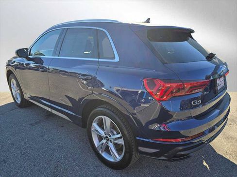 Used 2021 Audi Q3 2.0T Premium w/ Convenience Package AWD/4WD image 3