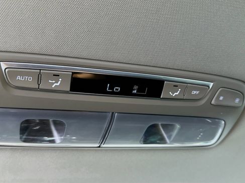 Used 2024 Kia Telluride S w/ S Sunroof Package FWD image 27