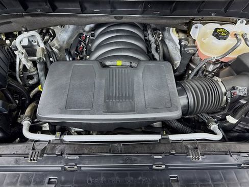 Used 2025 Chevrolet Silverado 1500 LT image 30