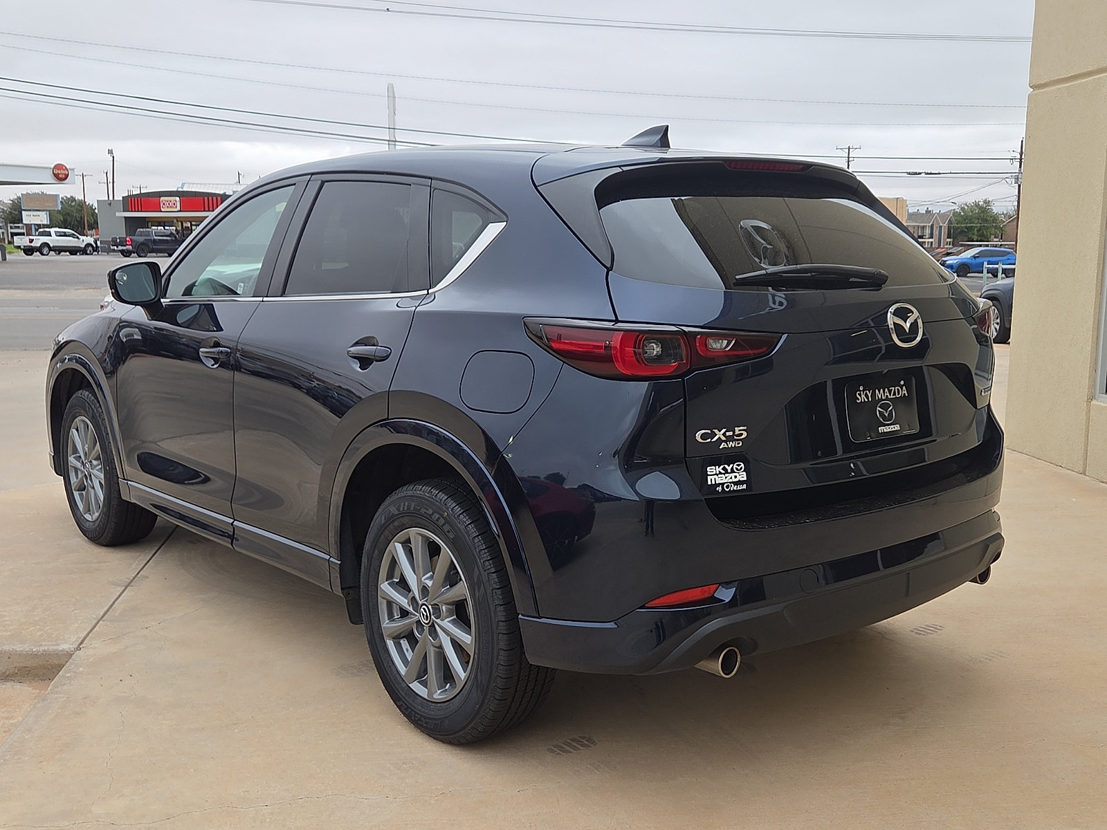 Used 2025 MAZDA CX-5 AWD 2.5 S w/ Preferred Package image 3
