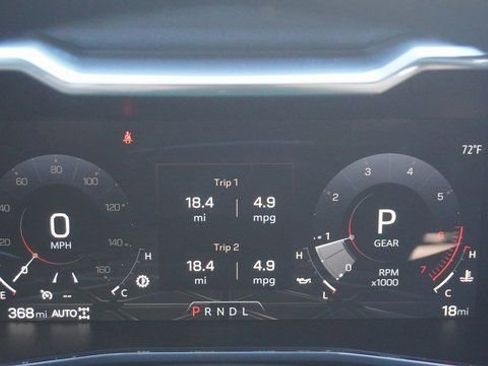 New 2025 GMC Canyon Elevation w/ Convenience Package image 24