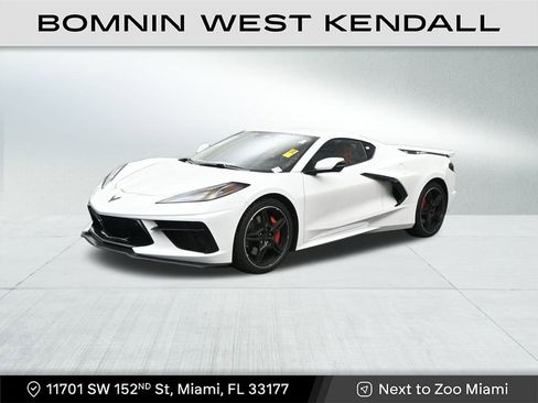 Used 2025 Chevrolet Corvette Stingray Preferred Cpe w/ Z51 Performance Package image 1