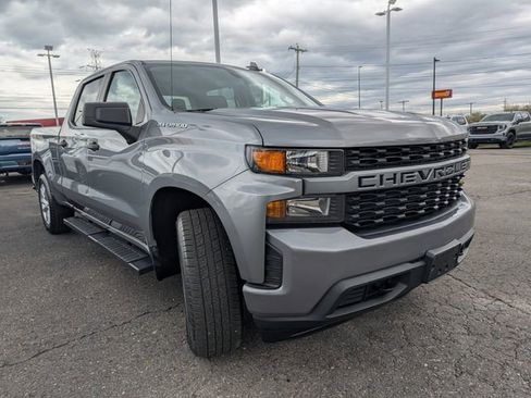 Used 2022 Chevrolet Silverado 1500 Custom w/ LPO, Dark Essentials Package AWD/4WD image 10