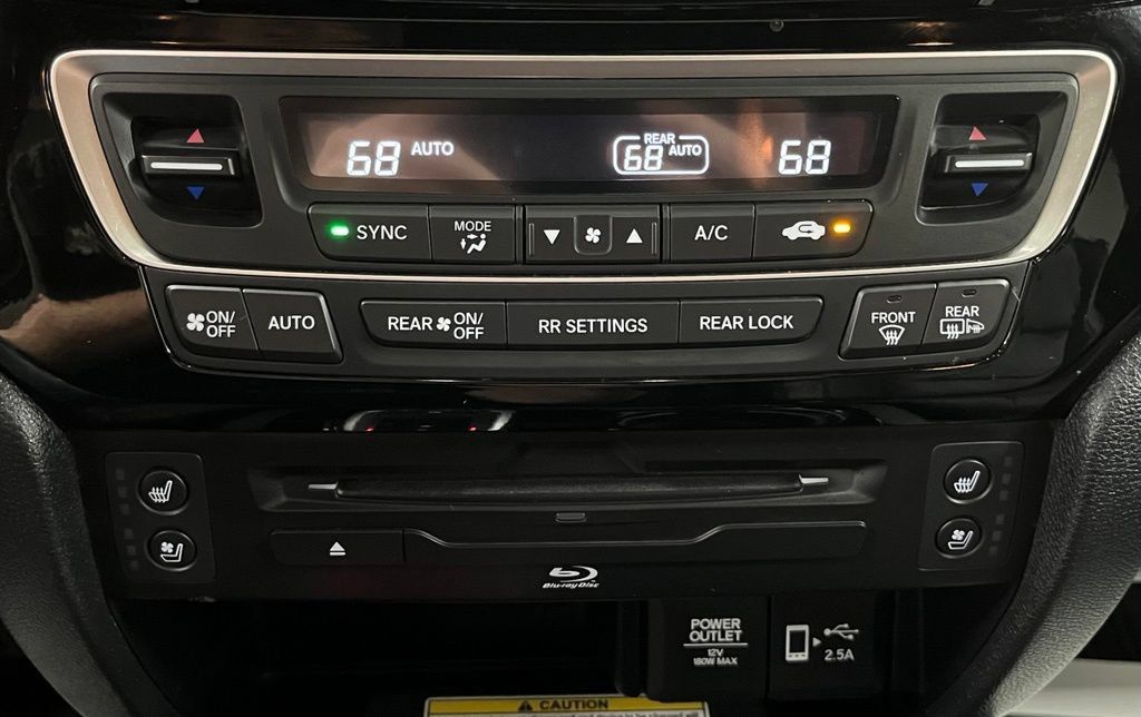 Used 2021 Honda Pilot Black Edition image 38