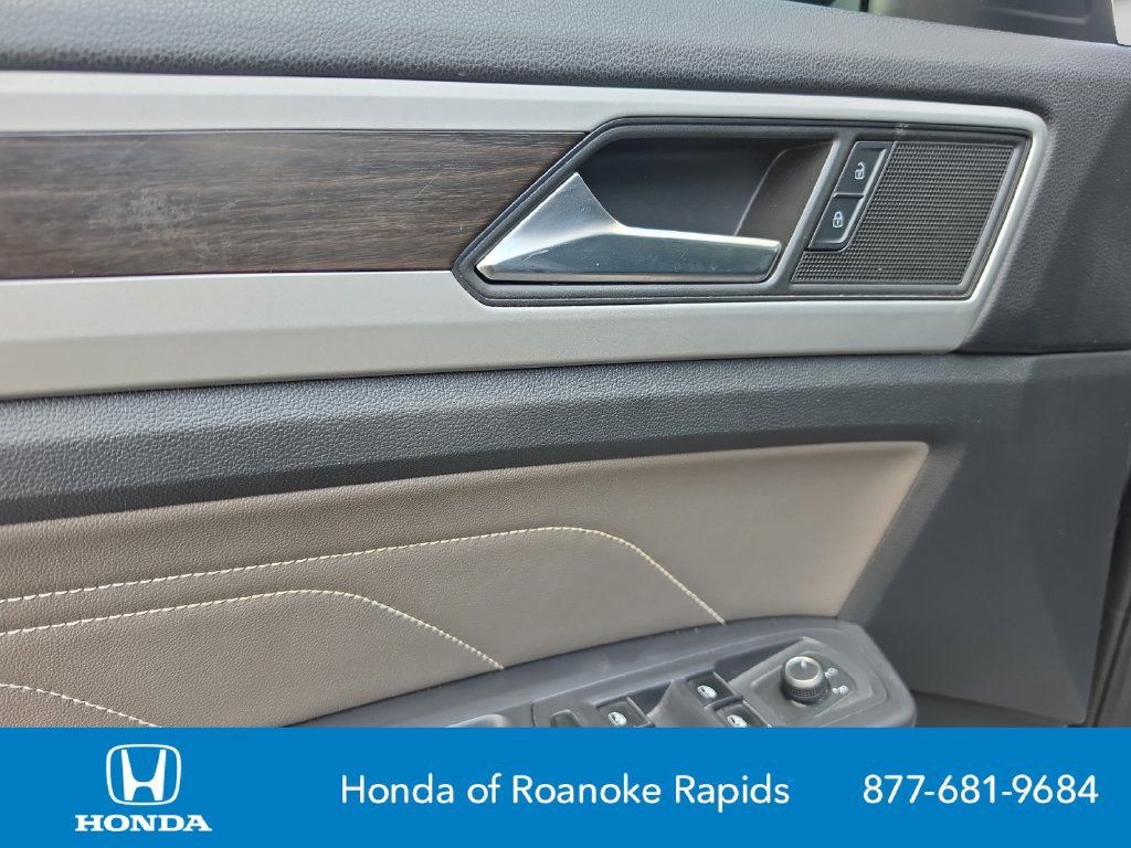 Used 2021 Volkswagen Atlas SE FWD image 11