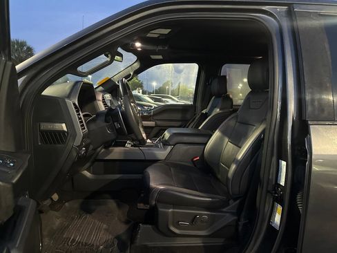 Used 2018 Ford F150 Raptor w/ Equipment Group 802A Luxury AWD/4WD image 6
