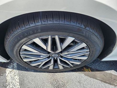 Certified 2023 Nissan Altima 2.5 SV FWD image 22