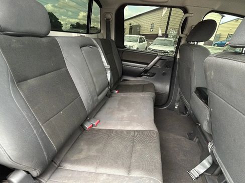 Used 2008 Nissan Titan LE AWD/4WD image 27
