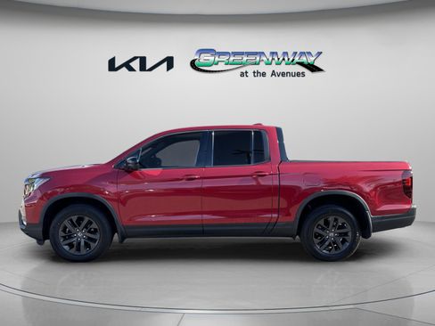 Used 2023 Honda Ridgeline Sport image 4