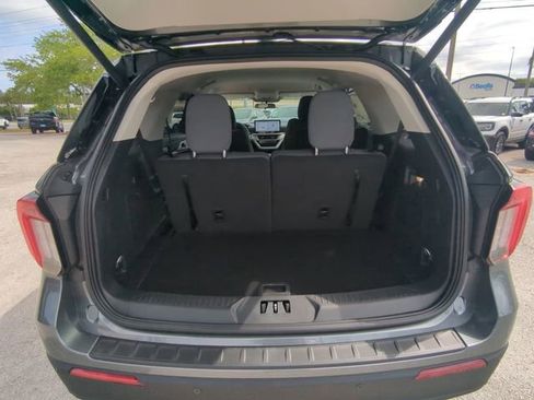 New 2026 Ford Explorer Active RWD image 14