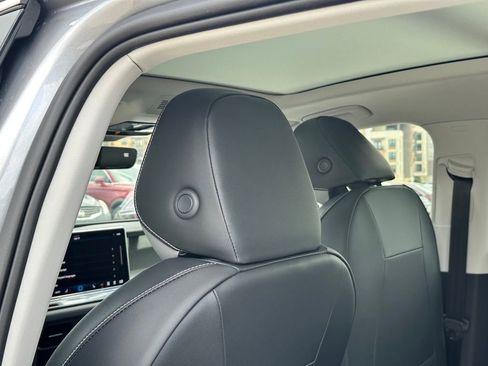 New 2026 Volkswagen Tiguan SE FWD image 20