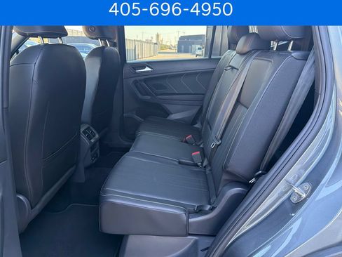 Used 2023 Volkswagen Tiguan SE R-Line FWD image 18