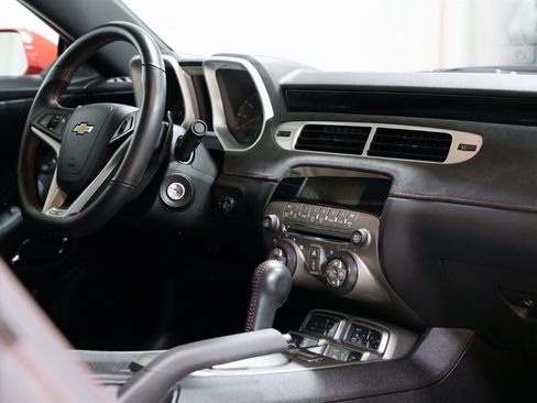 Used 2012 Chevrolet Camaro ZL1 RWD image 26