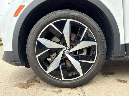 Used 2023 Volkswagen ID.4 Pro S AWD/4WD image 28