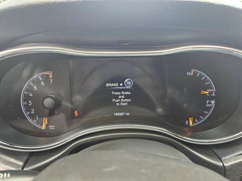 Used 2015 Jeep Grand Cherokee Altitude image 15