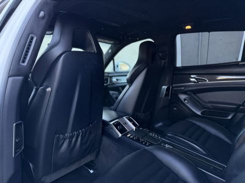 Used 2015 Porsche Panamera GTS image 22