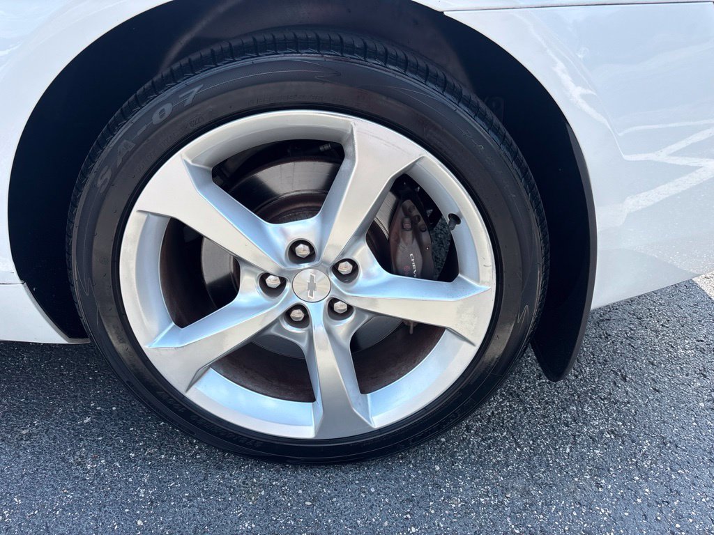 Used 2013 Chevrolet Camaro SS RWD image 12