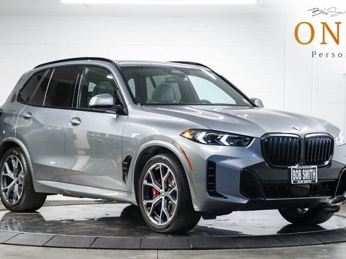 Used 2026 BMW X5 xDrive50e w/ M Sport Package AWD/4WD image 1