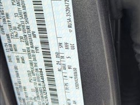 New 2025 Ford Escape Platinum w/ Premium Technology Package image 16