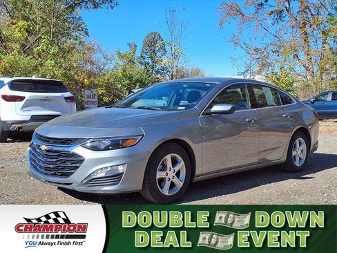 Used 2023 Chevrolet Malibu LT image 1