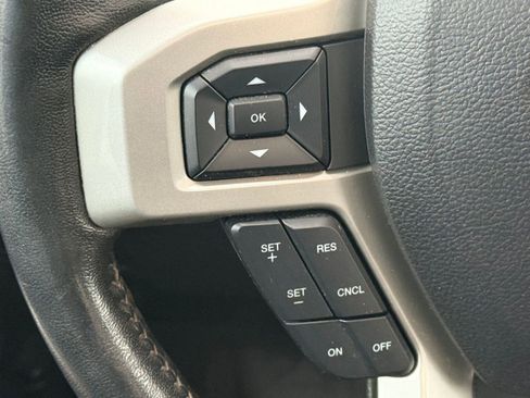 Used 2020 Ford F250 Lariat image 12