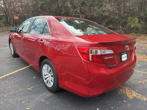 Used 2012 Toyota Camry L image 3