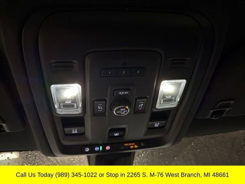 Used 2021 Chevrolet Tahoe Premier w/ Premium Package image 21