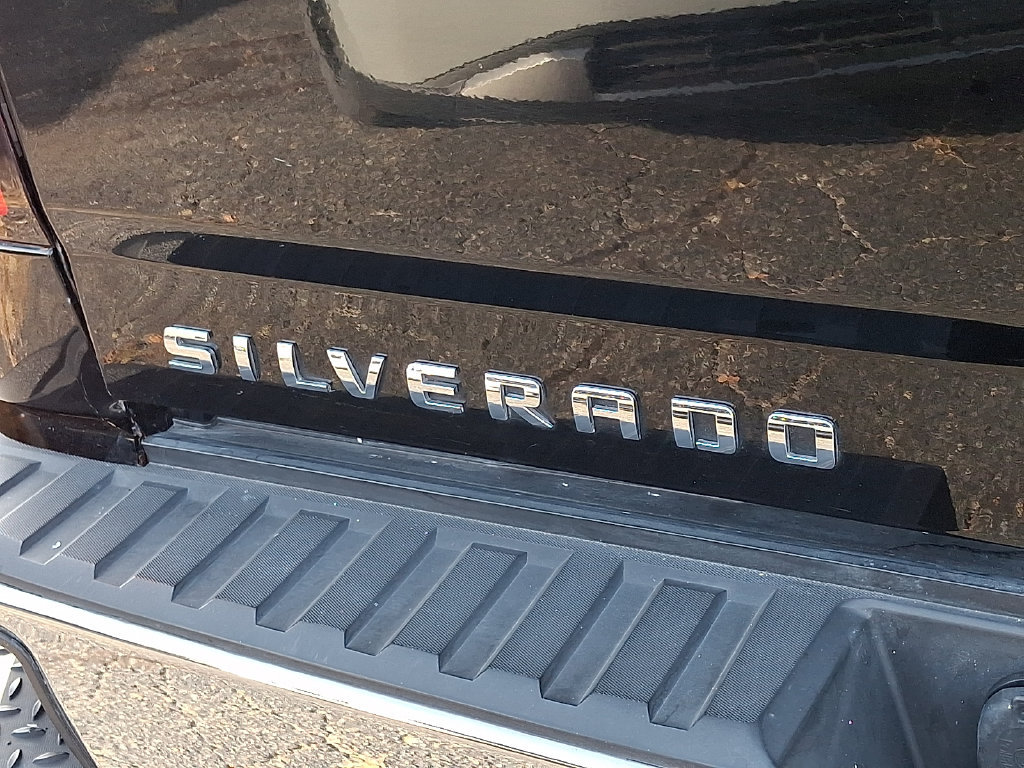 Used 2018 Chevrolet Silverado 1500 LT AWD/4WD image 30