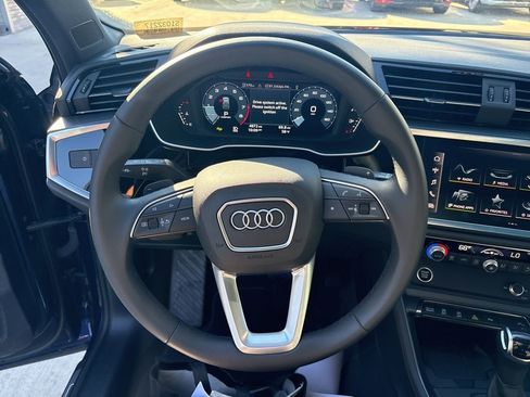 Certified 2025 Audi Q3 2.0T Premium w/ Convenience Package image 21