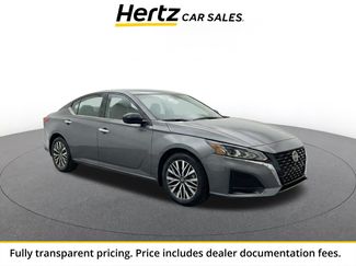 Used 2025 Nissan Altima 2.5 SV FWD video 1