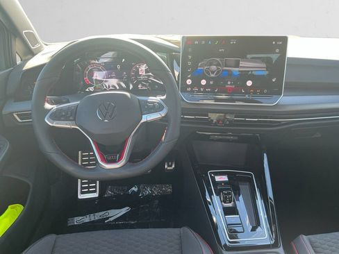 New 2026 Volkswagen GTI SE FWD image 10