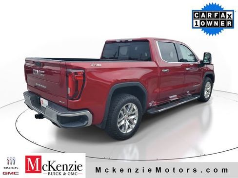 Used 2021 GMC Sierra 1500 SLT w/ SLT Premium Plus Package AWD/4WD image 4