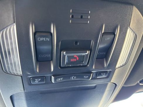 Used 2021 Toyota Highlander XSE image 19