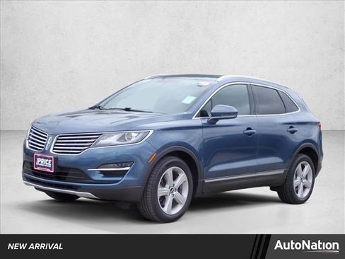 Used 2018 Lincoln MKC Premiere FWD image 1