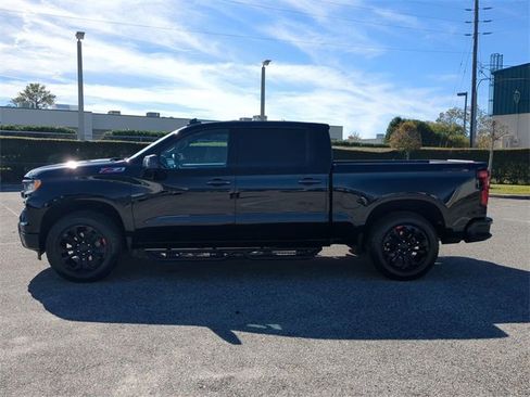 Used 2024 Chevrolet Silverado 1500 LTZ w/ Technology Package image 7