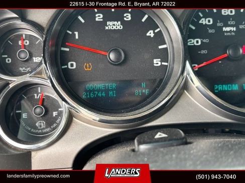 Used 2011 GMC Sierra 2500 SLE w/ SLE Preferred Package AWD/4WD image 23