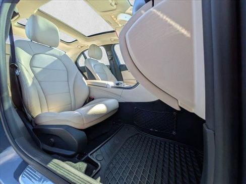 Used 2015 Mercedes-Benz C 300 Sedan image 21