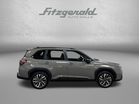 Used 2026 Subaru Forester Touring AWD/4WD image 7