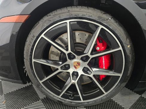 New 2026 Porsche 911 Carrera 4S image 21