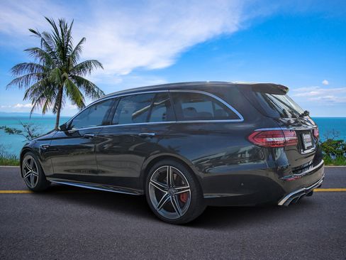 Used 2021 Mercedes-Benz E 63 AMG S image 31