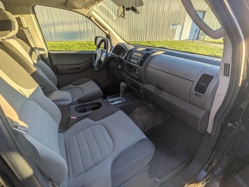 Used 2005 Nissan Xterra SE image 28