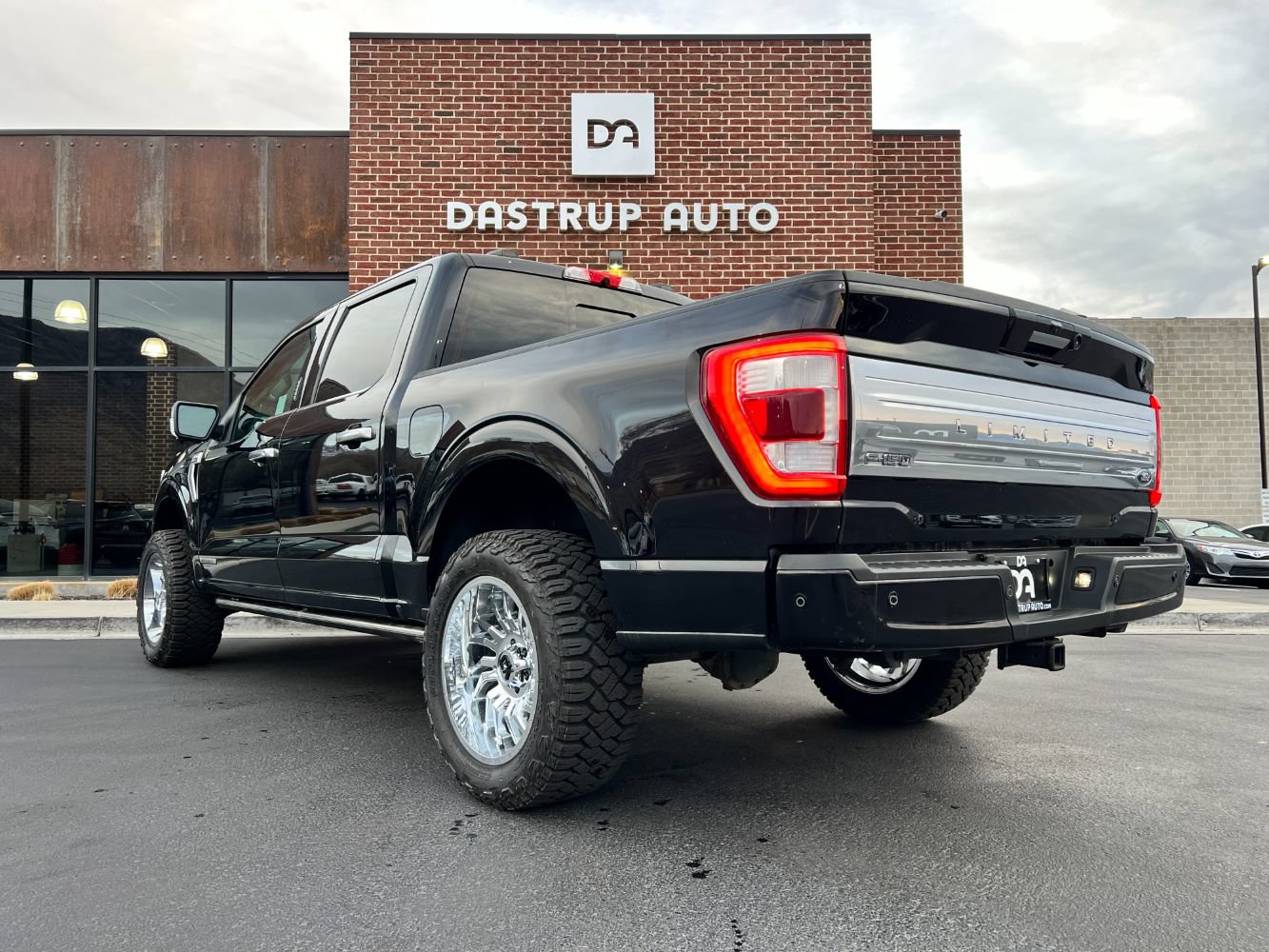 Used 2021 Ford F150 Limited AWD/4WD image 4