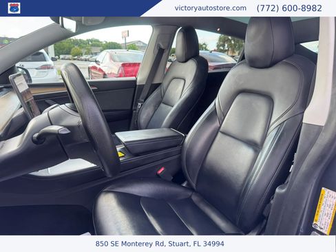 Used 2022 Tesla Model Y Performance AWD/4WD image 22
