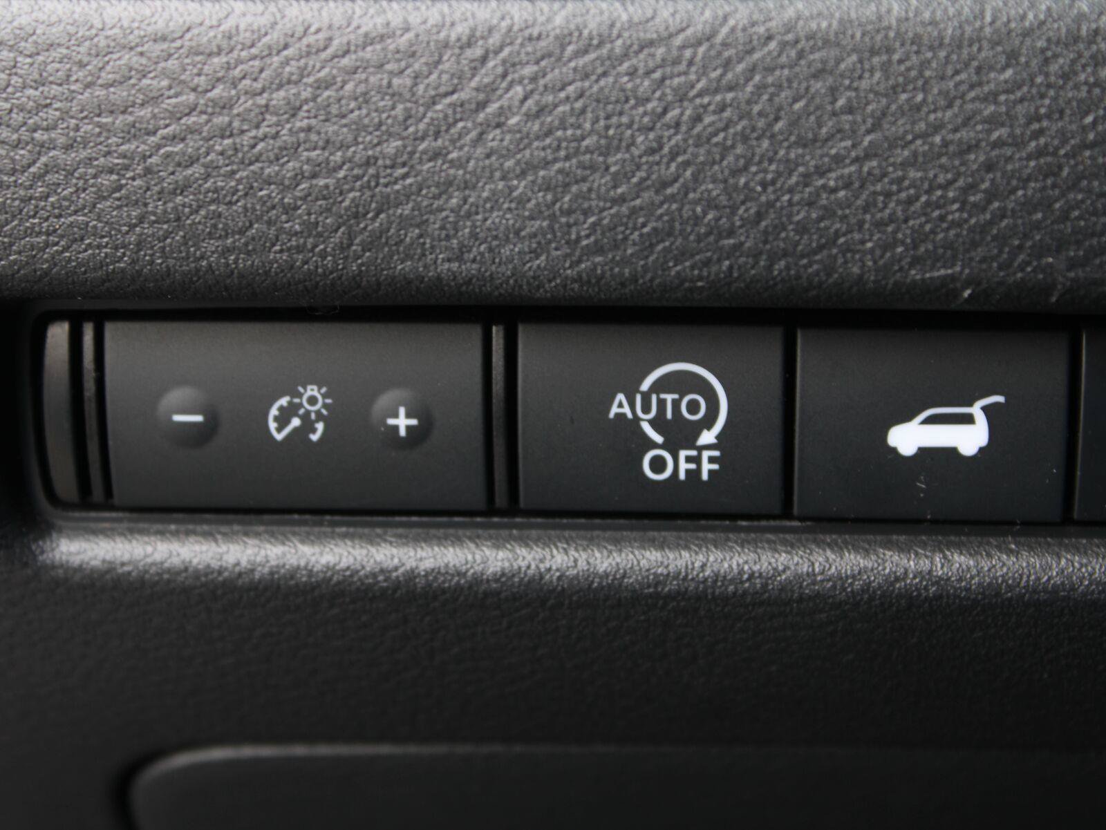 Used 2026 Nissan Rogue SL AWD/4WD image 11